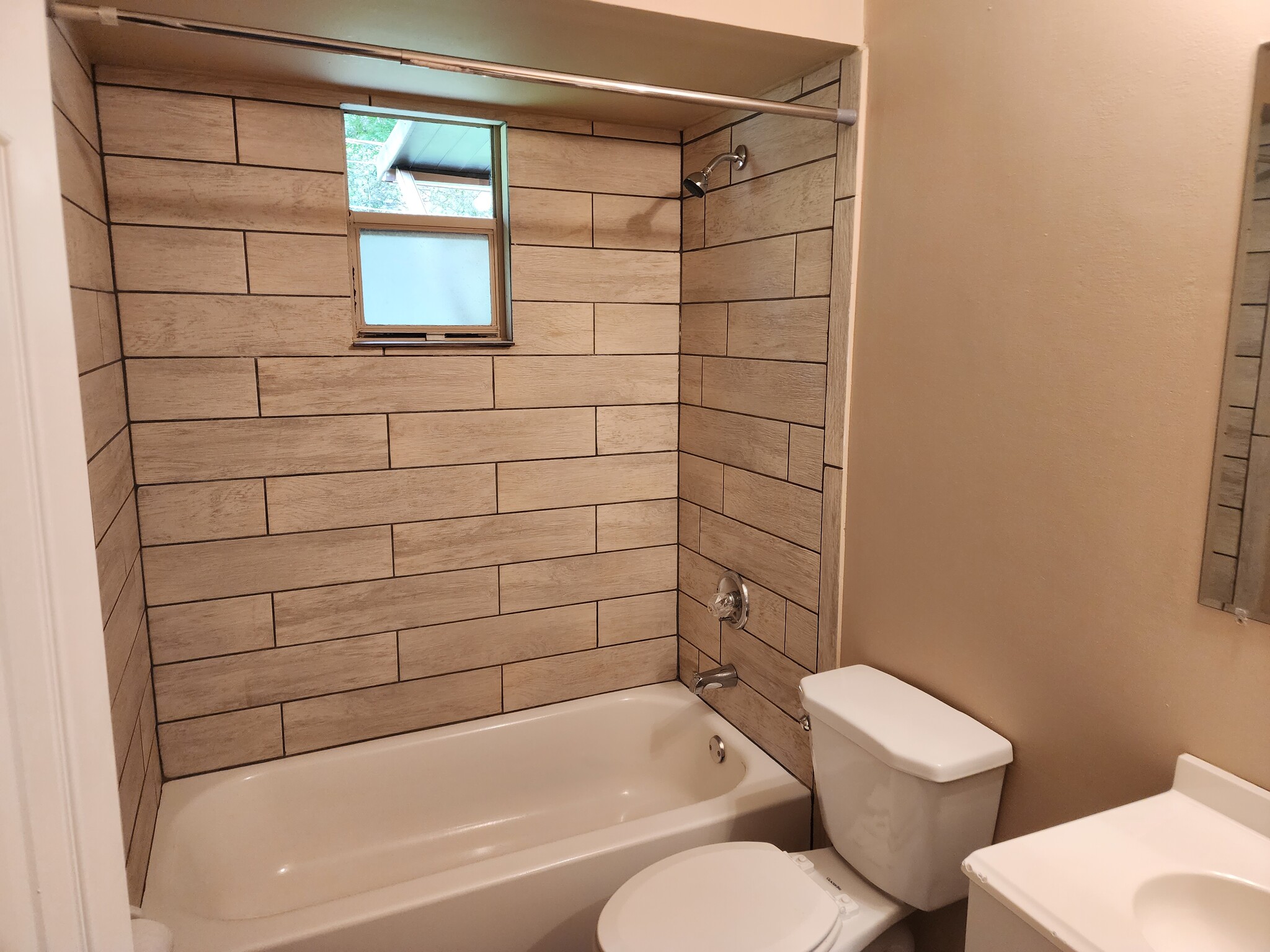 Building Photo - 3271 S Alabama Ave