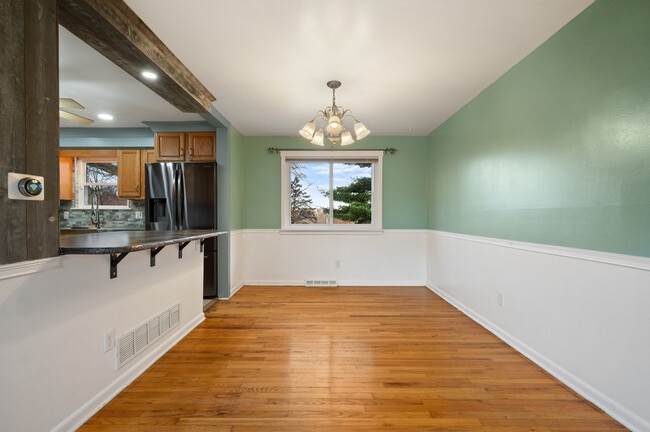 Building Photo - 108 Kings Point Rd