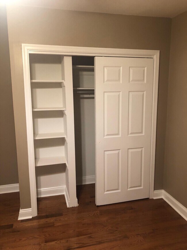 Building Photo - 1228 S 8th St