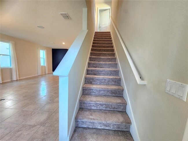 Building Photo - 5722 Wooden Pine Dr