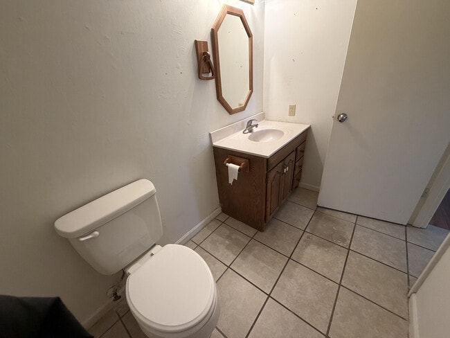 Building Photo - 6825 N Brown Station Dr