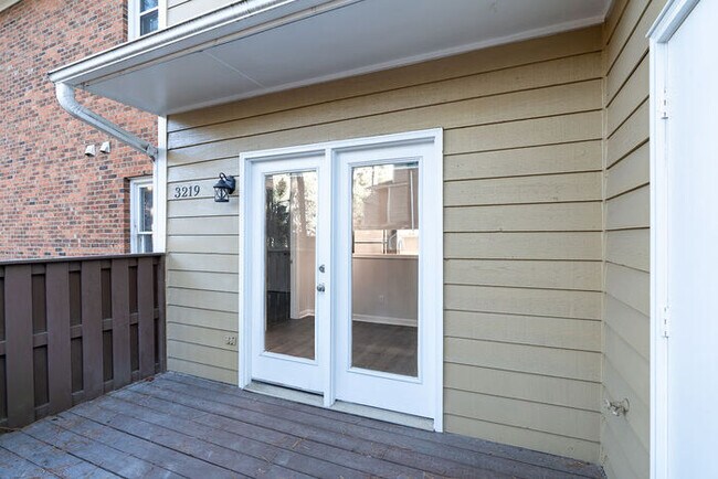Building Photo - Perfect for roommates! Near Rex Hospital and Lenovo Center