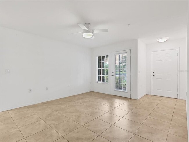 Building Photo - 8933 Manor Loop