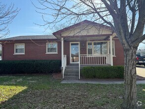Building Photo - Great home in PRP!