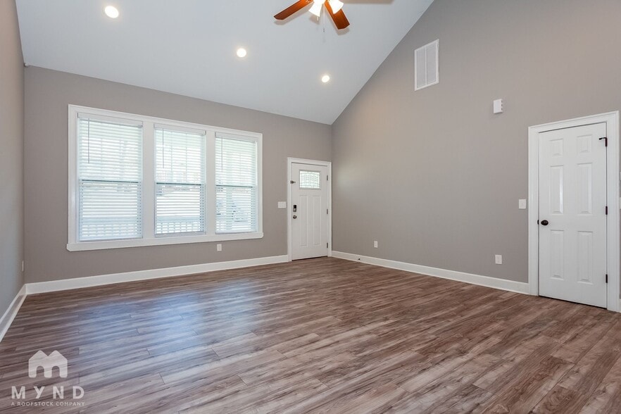 Building Photo - 6806 Fieldvale Pl