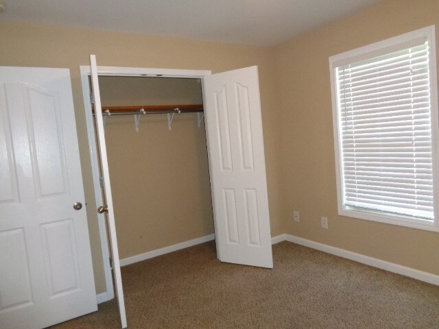 Building Photo - 720 Arrowfield Dr