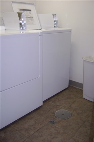 Interior Photo - Lake Wind Apartments