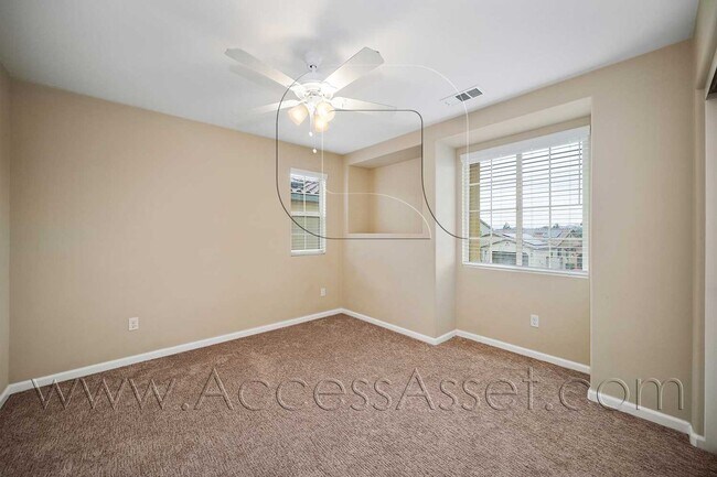 Building Photo - Say Hello to Your New Canyon Hills Home! Amazing 4 Bed/4 Bath Home!