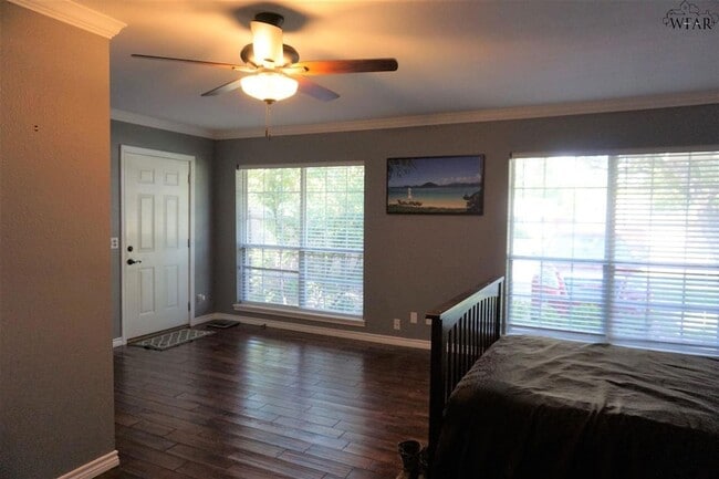 Building Photo - 1607 Arlington St