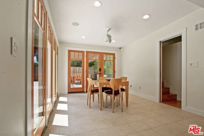 Building Photo - 130 S Arroyo Blvd