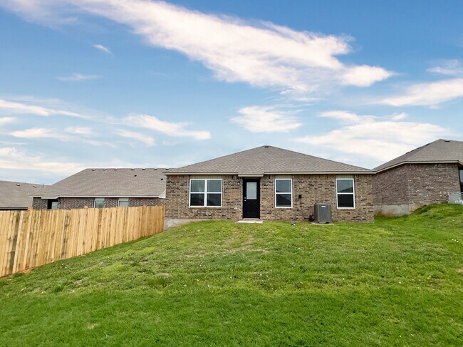 Building Photo - 9925 Blue Wing Trl