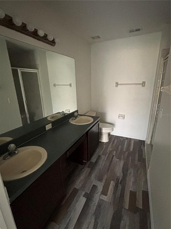 Building Photo - 13301 Fairway Glen Dr