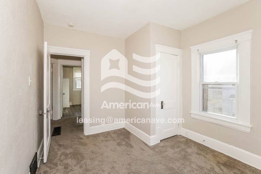 Building Photo - 1069 Herberich Ave