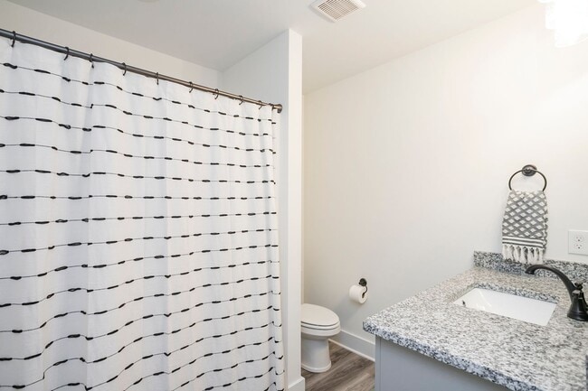 Building Photo - 3337 Alta Ln