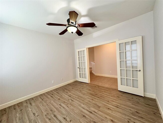 Building Photo - 811 Admiral Bay Ln