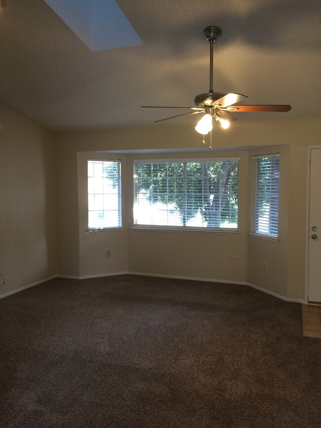 Building Photo - 4416 Silverwood Ln