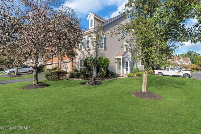 Building Photo - 2 Charles Ct