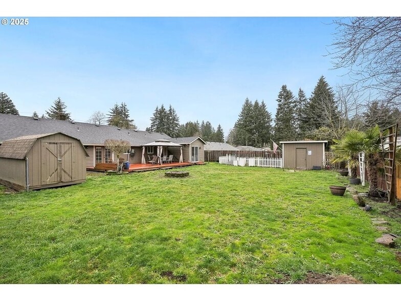 Building Photo - 15006 NE Rancho Dr