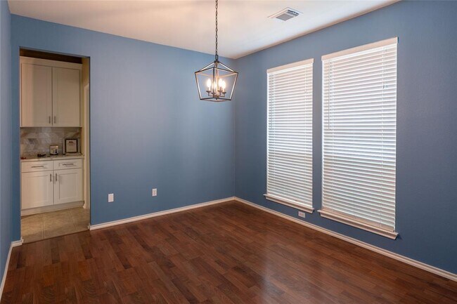 Building Photo - 1106 Camden Cove
