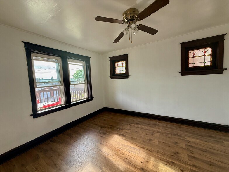 Bedroom 1 - 4950 Loughborough Ave