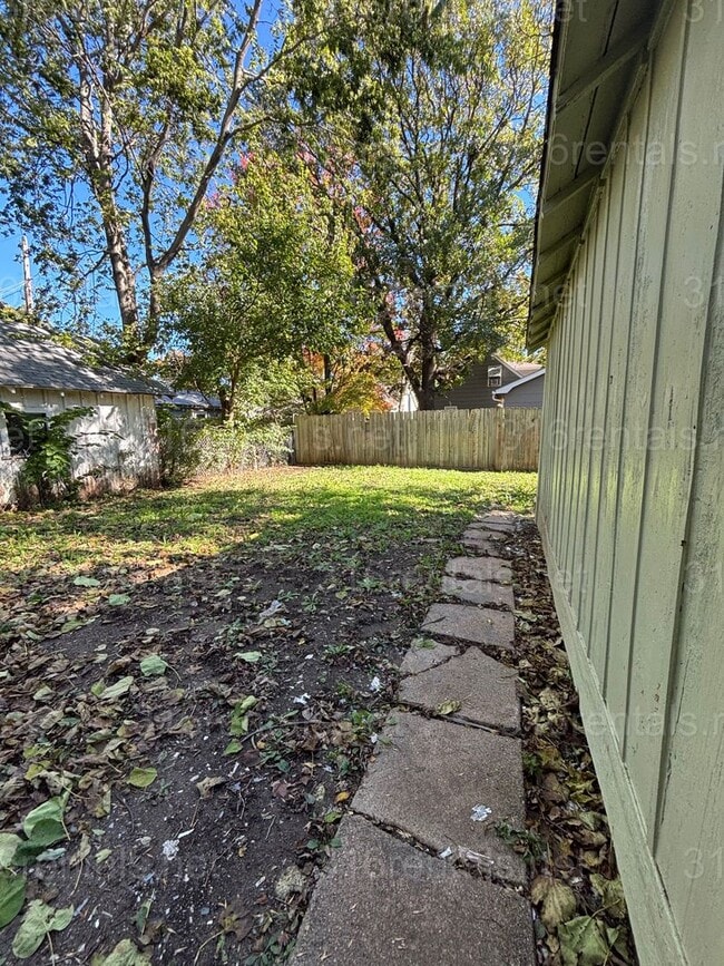 Building Photo - 510 N Alleghany St