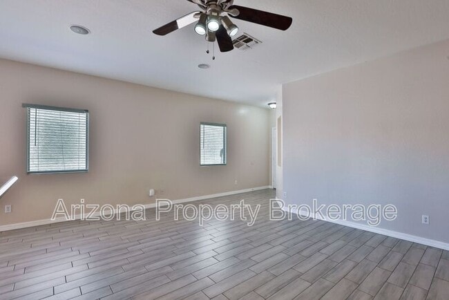Building Photo - 9134 W Virginia Ave