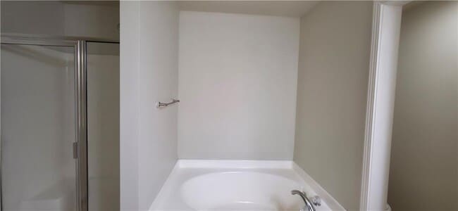 Building Photo - 2200 Oakland Grove Pl