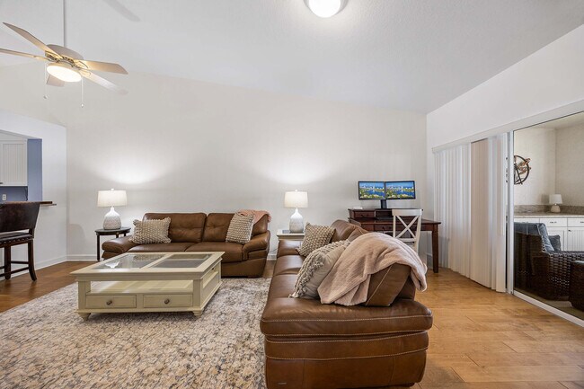 Building Photo - 7050 Barrington Cir