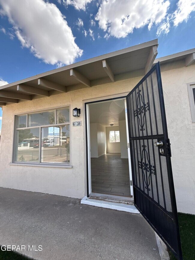 Building Photo - 6138 Taos Dr