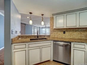 Building Photo - 15002 Windward Dr