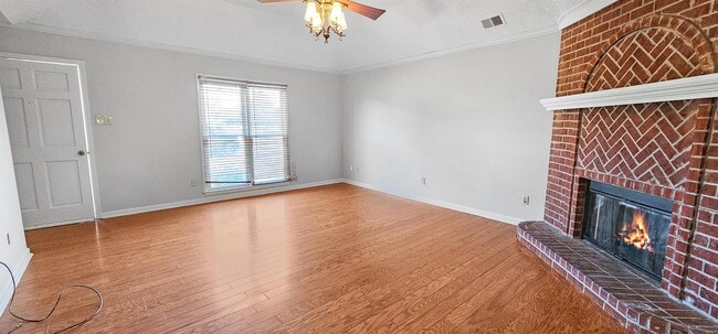 Building Photo - 4299 Gin Wade Cove