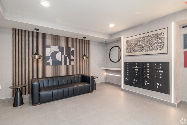 Building Photo - 8867 W Alcott St