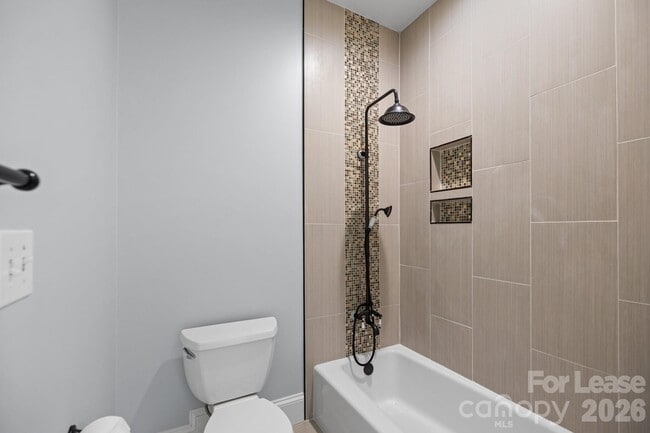 Building Photo - 9205 Woodriver Ln