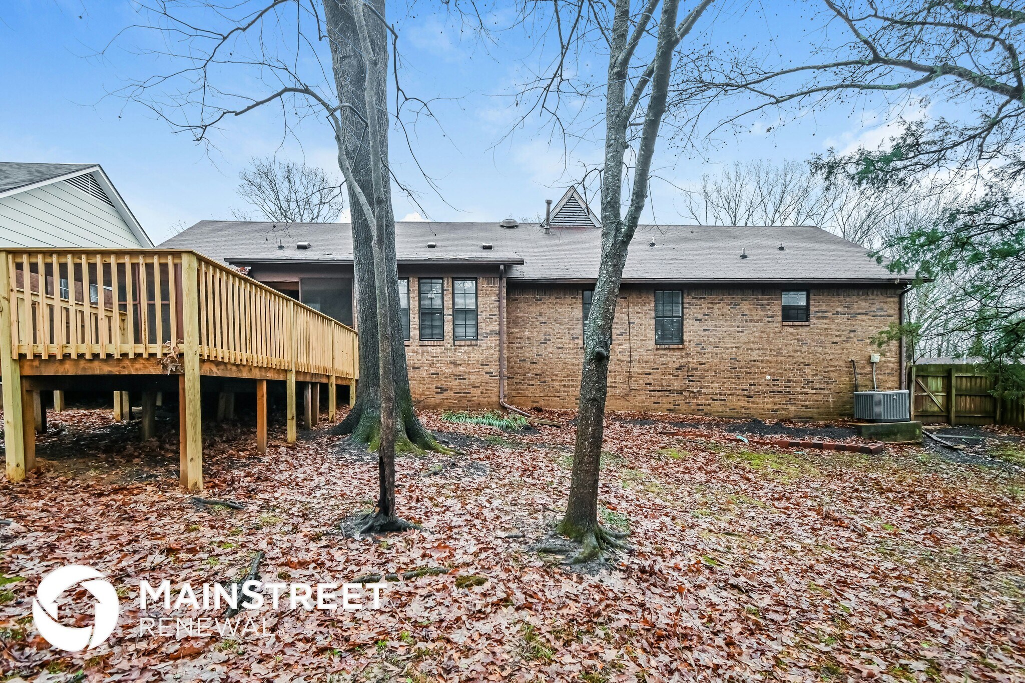Building Photo - 499 Bedlington Dr
