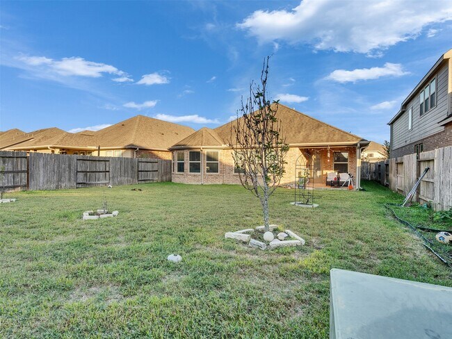 Building Photo - 11119 Mineral Island Ln