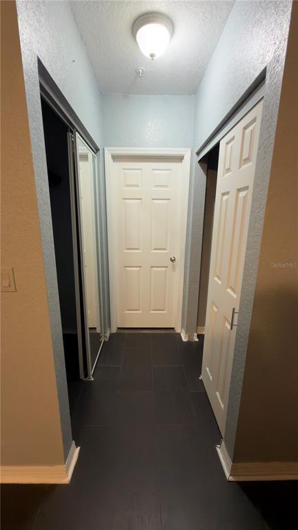 Building Photo - 5031 Sunridge Palms Dr
