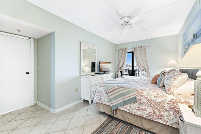 Building Photo - 375 Plantation Rd