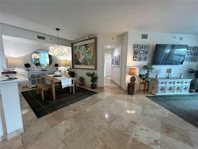 Building Photo - 9055 SW 73rd Ct