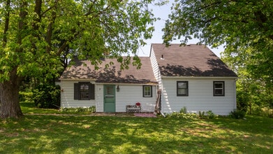 Building Photo - 10107 IL-120