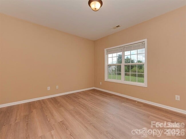 Building Photo - 5607 Fulton Ridge Dr