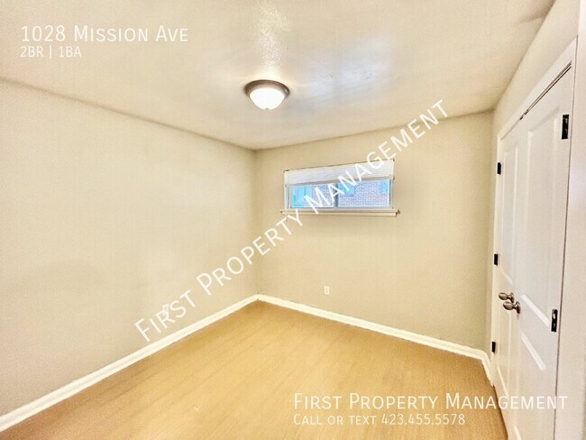 Building Photo - 1028 Mission Ave