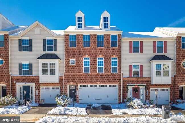 Building Photo - 25767 Double Bridle Terrace
