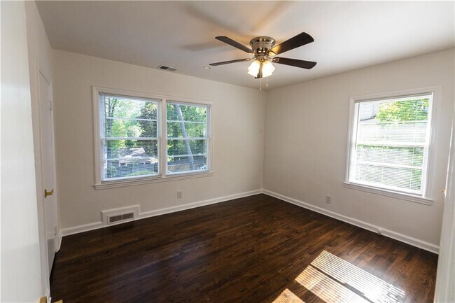 Building Photo - 88 Karland Dr NW