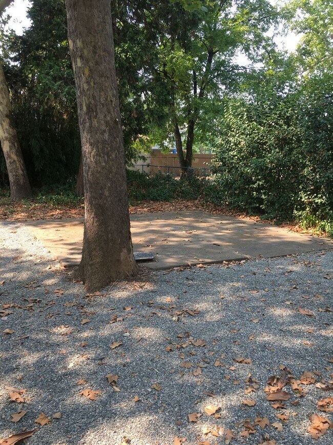 Building Photo - Charming home in Garden Tract- $300 free r...