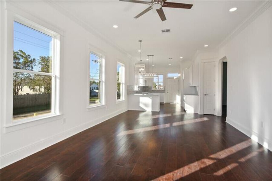 Building Photo - 3000 Saint Roch Ave