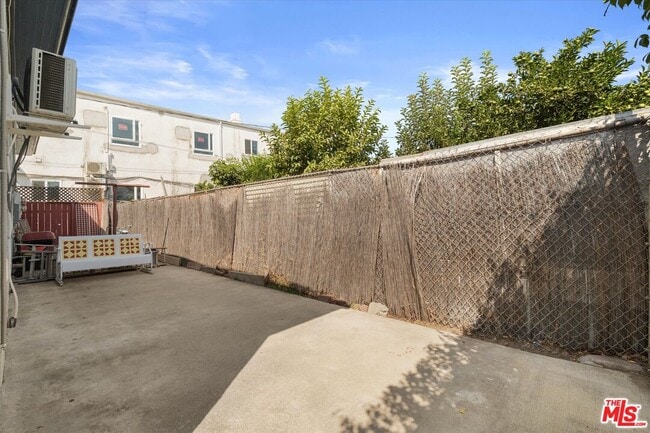 Building Photo - 2617 Vallejo St