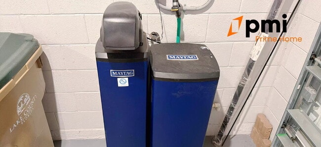 Building Photo - 17948 Passionflower Cir