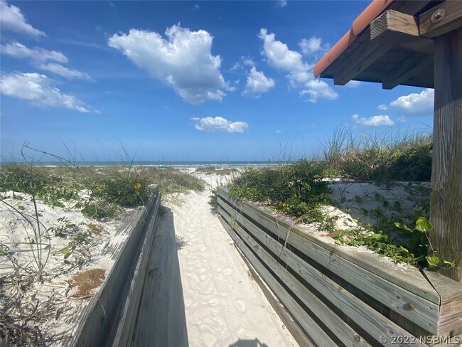 Building Photo - 261 Minorca Beach Way