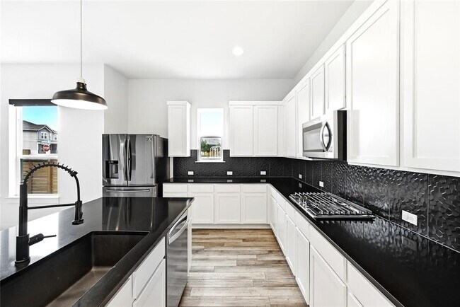 Building Photo - 7801 Donnelley Dr