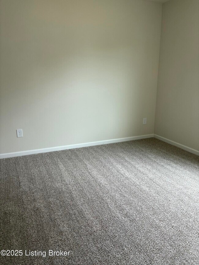 Building Photo - 16817 Aiken Rdg Cir